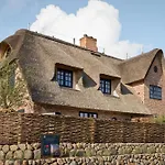 Dansk Skuul Haus 1